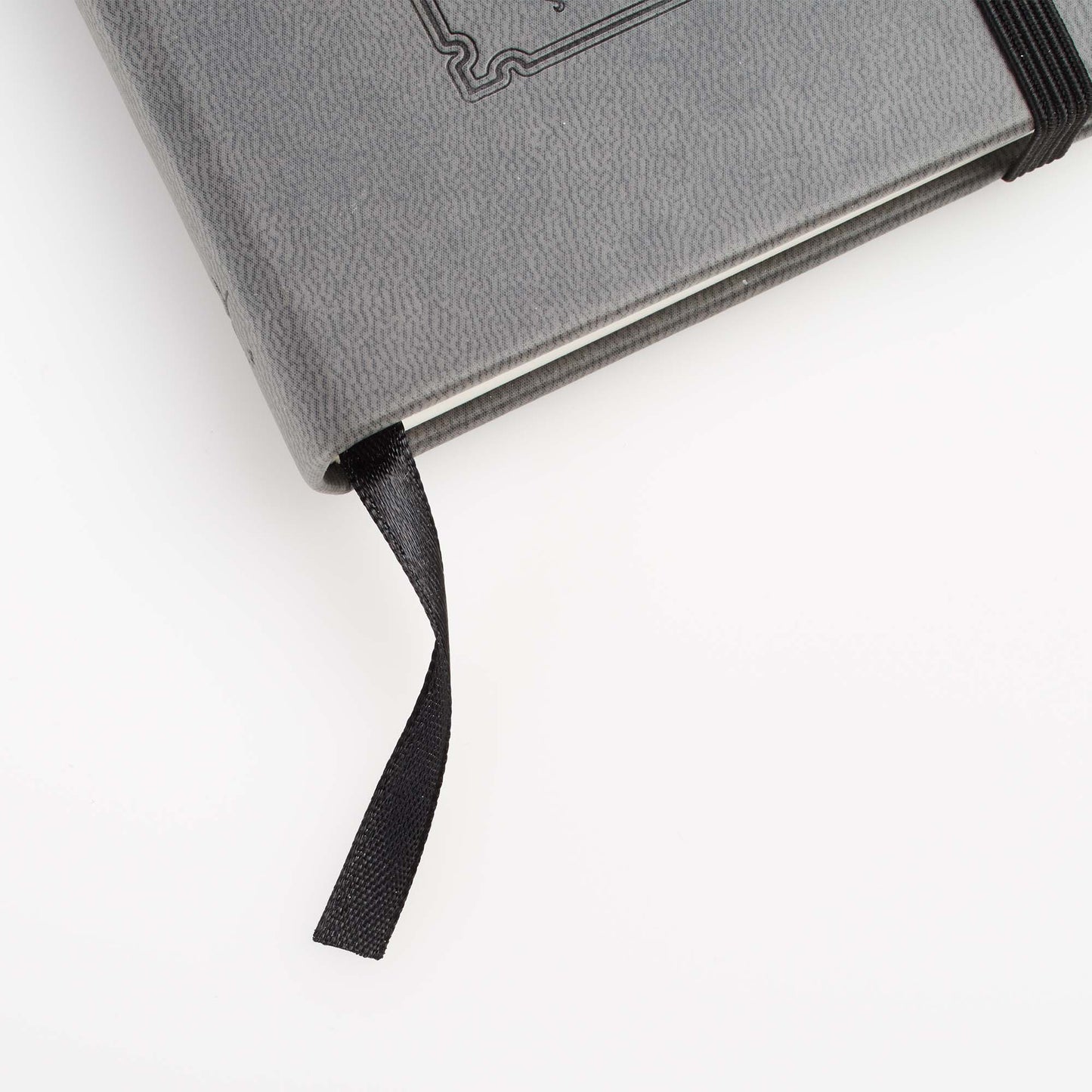 Be Strong Hardcover LuxLeather Notebook with Elastic Closure - Joshua 1:9 - The Christian Gift Company