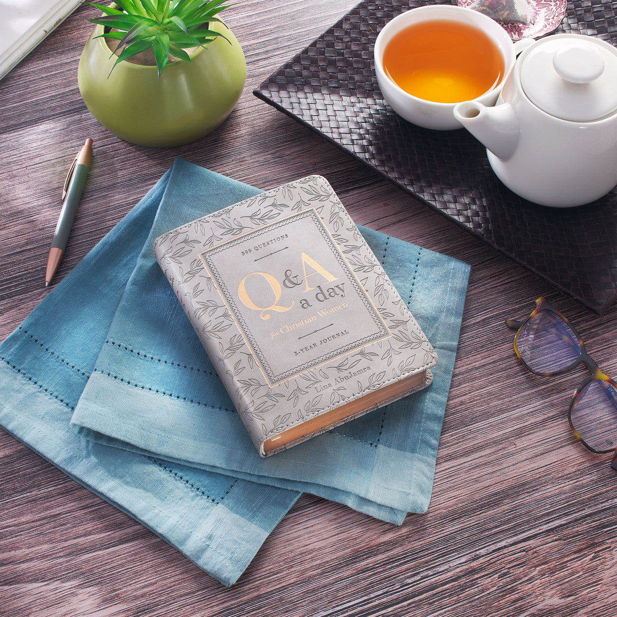 Q&A a Day: 3-Year Journal for Christian Women - The Christian Gift Company