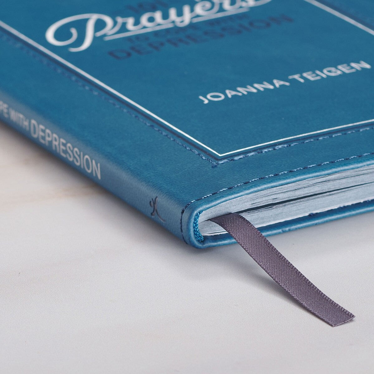 101 Prayers to Cope with Depression Blue Faux Leather Prayer Book