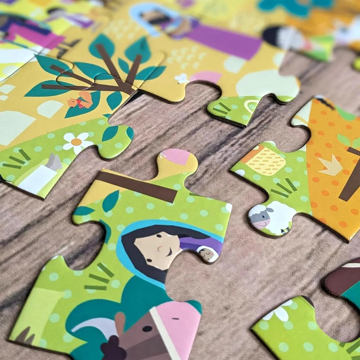 50-Piece Bible Jigsaw Puzzle: Feeding of the 5000 - The Christian Gift Company