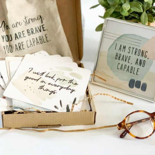 Motherhood Faith Based Affirmation Cards & Frame Set - The Christian Gift Company