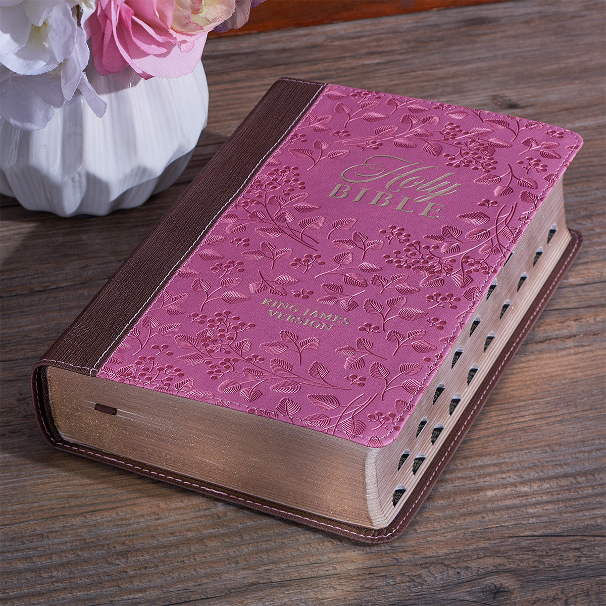 Pink Faux Leather Giant Print Bible Full-size King James Version with  Indexed