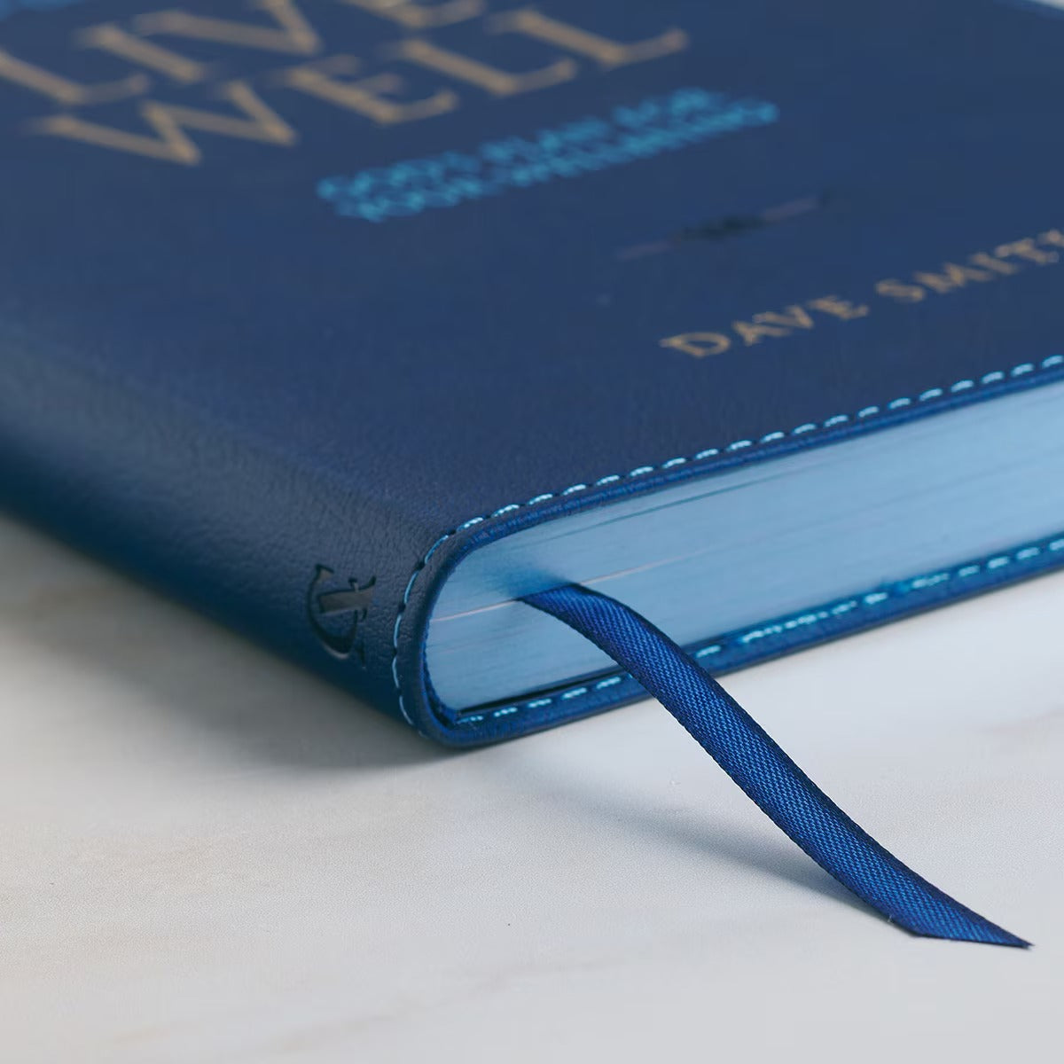 Live Well: God's Plan for Your Wellbeing Blue Faux Leather Daily Devotional - The Christian Gift Company