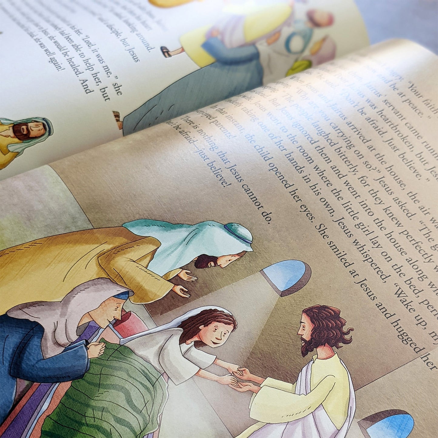 The Children's Bible in 100 Stories - The Christian Gift Company