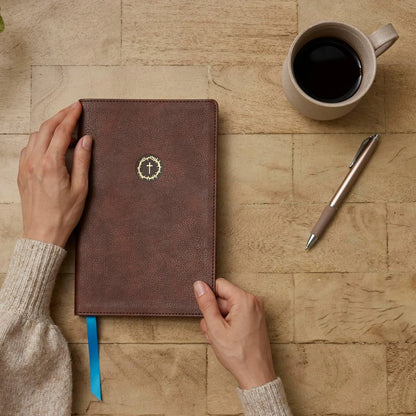 Spurgeon and the Gospels: The Gospels with Devotions from Charles Spurgeon (NKJV, Brown) - The Christian Gift Company