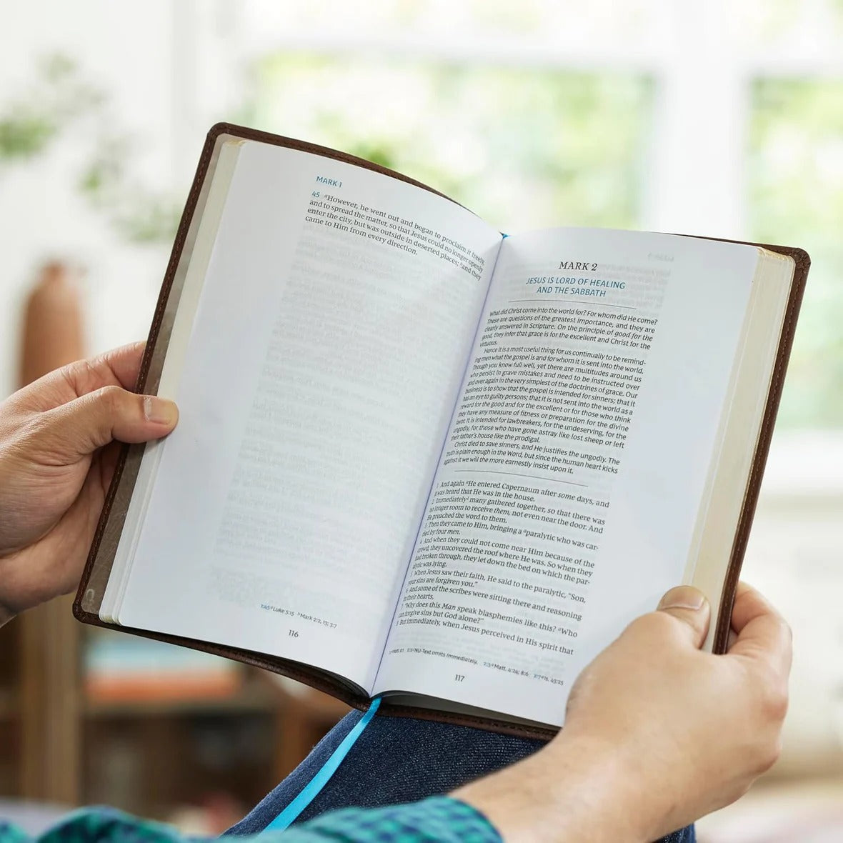 Spurgeon and the Gospels: The Gospels with Devotions from Charles Spurgeon (NKJV, Brown) - The Christian Gift Company