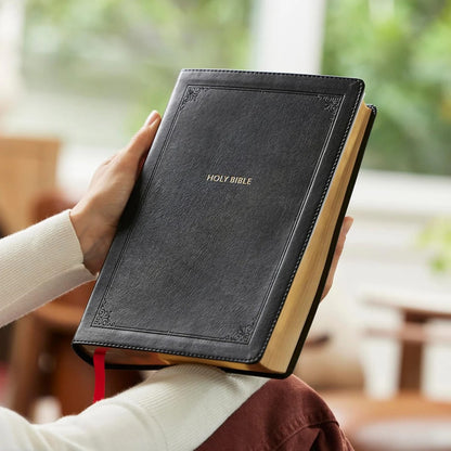 NKJV Giant Print End-of-Verse Reference Bible, Red Letter, Comfort Print (Black) - The Christian Gift Company