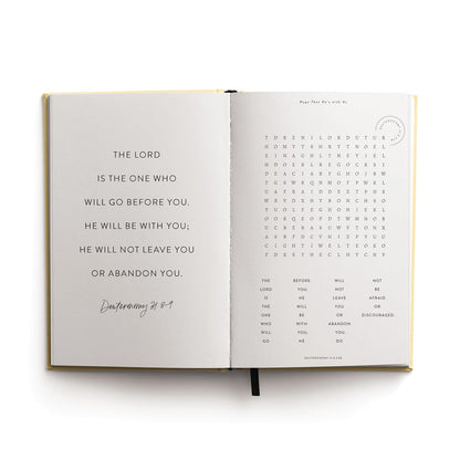 The Hope Wordsearch Book: 72 Inspirational Search Puzzle Activities to Focus on God's Promises