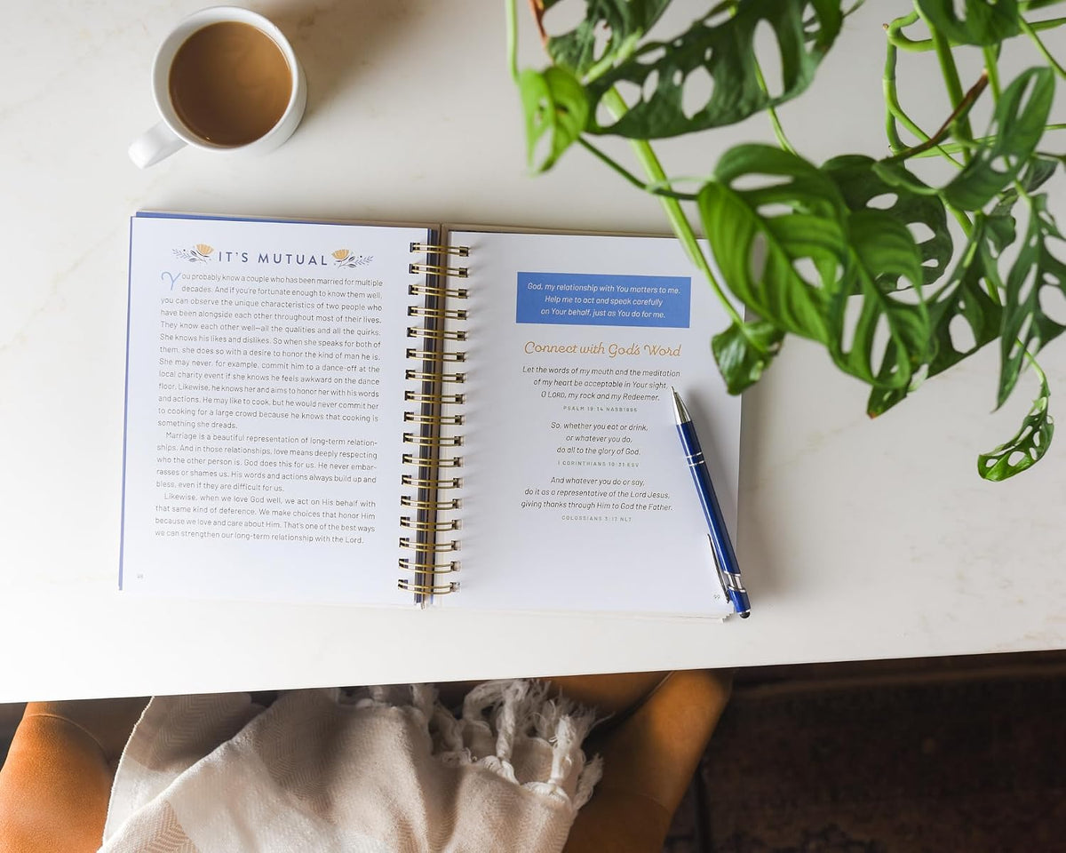 Daily Moments with God: Devotional Crossword Puzzle Book