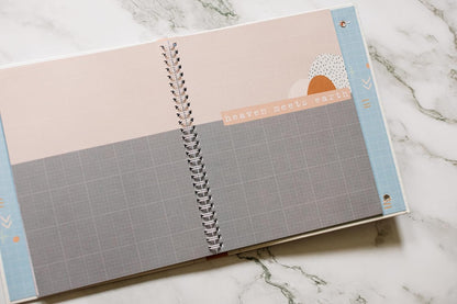 My Faith Book: Life is messy. God is Good. Capture it here