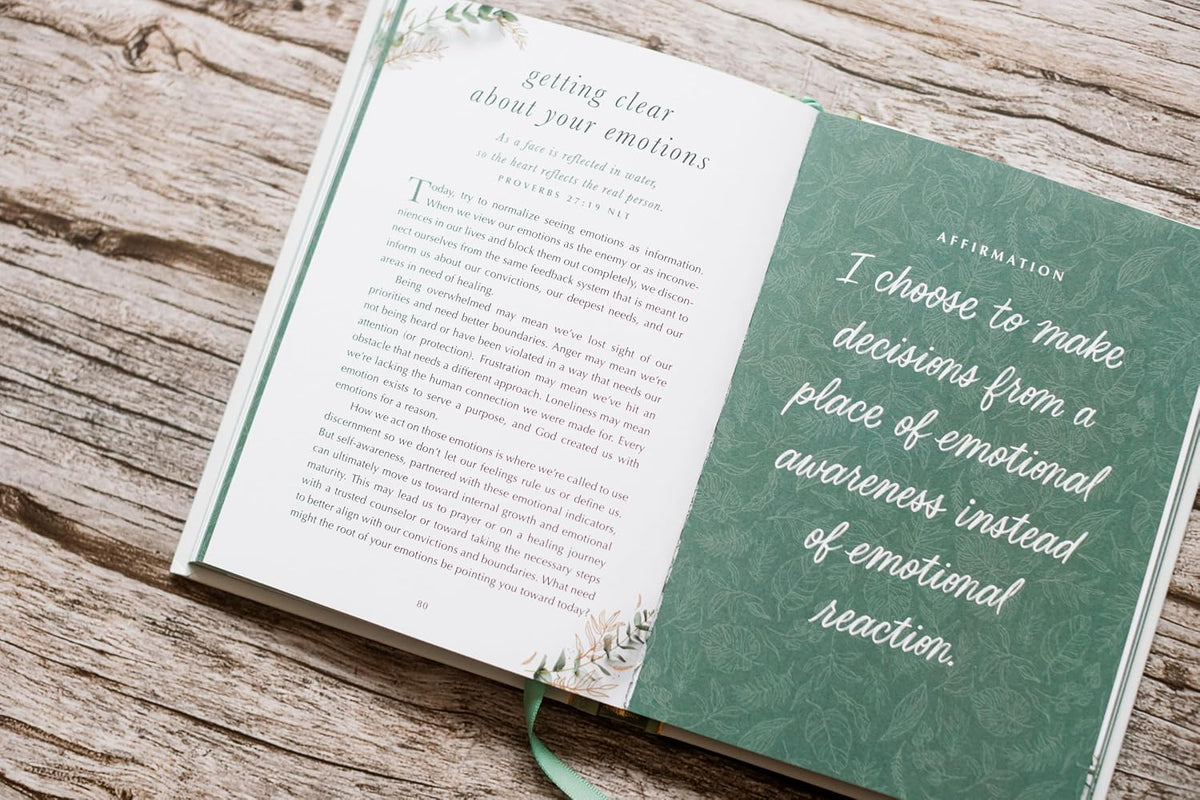 Worthy: 50 Mindful Moments to Bring Clarity and Peace to Your Day