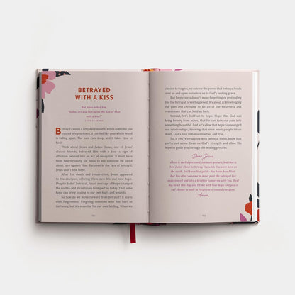 Dear Single Mom, You're Doing Great!: Devotions of God's Love Amid the Chaos