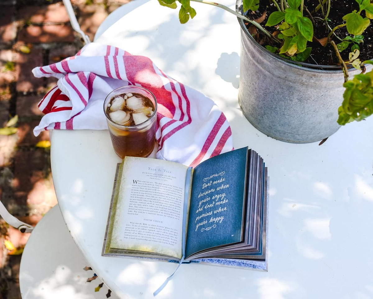 Sweet Tea for the Soul: Down-Home Devotions to Comfort the Heart