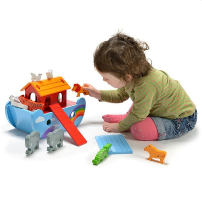 Small rainbow Noah's ark - The Christian Gift Company